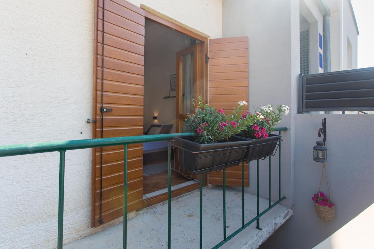 Holiday House Vida Biograd Na Moru Exterior foto